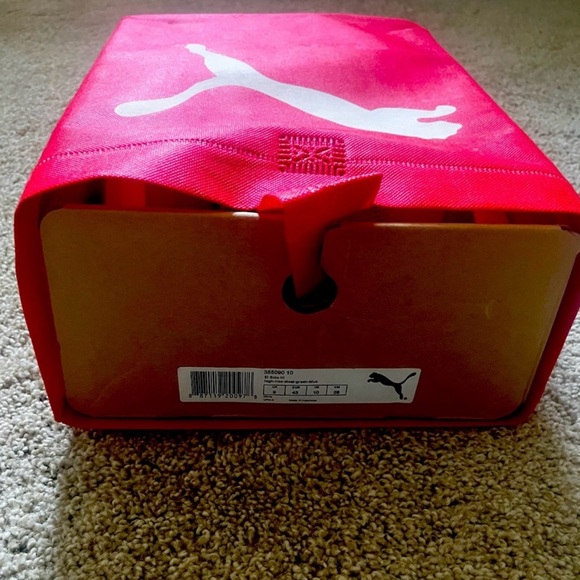 Puma Sneakers - Picture 8 of 9